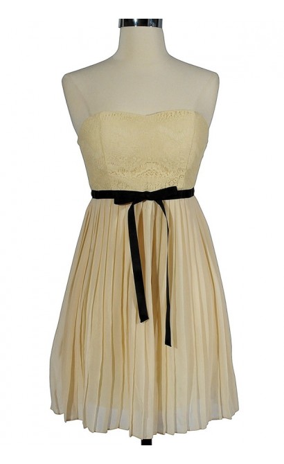 Romantic Night In Paris Dress In Ivory